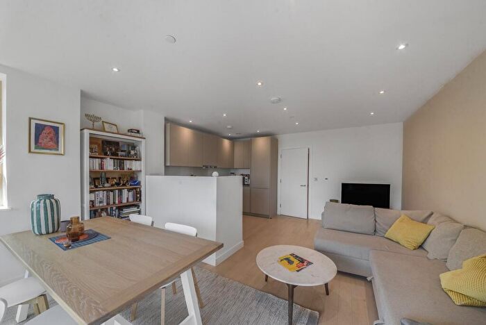 2 Bedroom Apartment To Rent In Noor Inayat Khan House, Chalk Farm, NW3