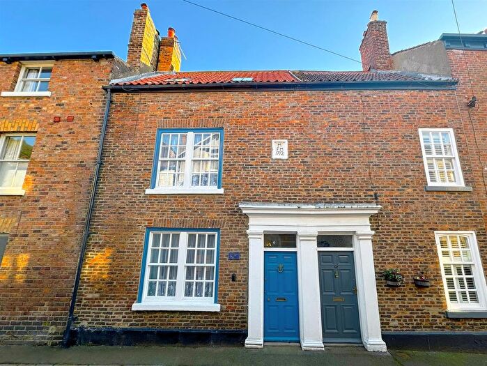 4 Bedroom Terraced House For Sale In Princess Street, Scarborough, YO11