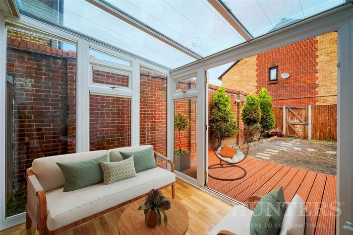 3 Bedroom Terraced House To Rent In Park View Road, London, N17