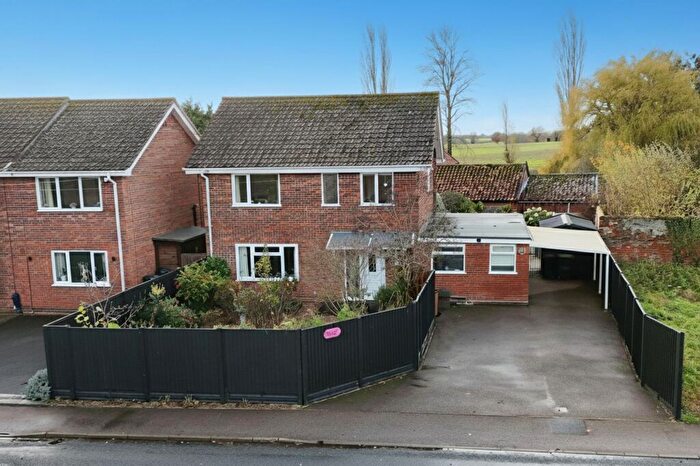 5 Bedroom Detached House For Sale In The Street, Weybread, Diss, IP21