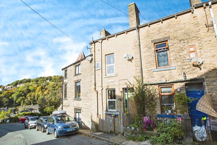 4 Bedroom Terraced House For Sale In Eiffel Street, Hebden Bridge, HX7