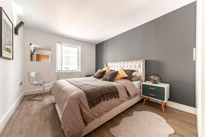 1 Bedroom Flat To Rent In Constable House, Cassilis Road, E14