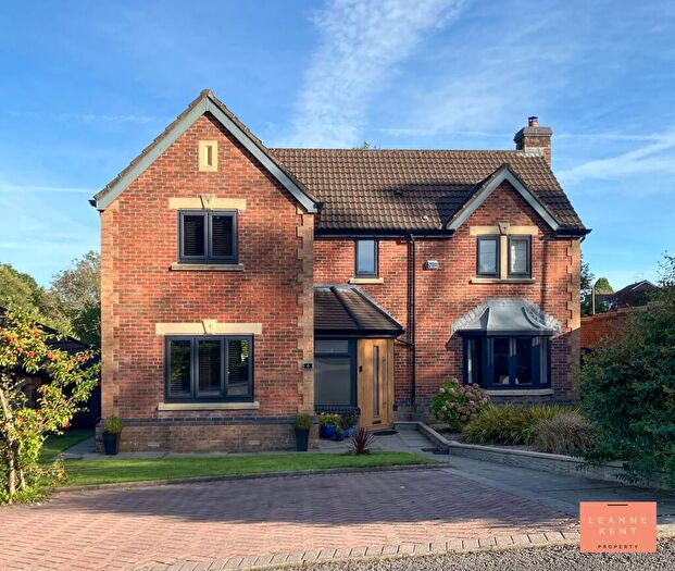4 Bedroom Detached House For Sale In Clos Gwernydd, Caerphilly, CF83