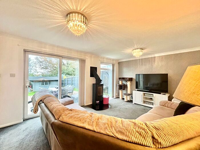 4 Bedroom Detached House For Sale In Longmead Road, Preston, Paignton, TQ3
