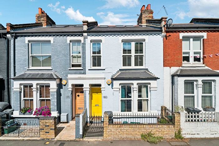 4 Bedroom Terraced House To Rent In Devonshire Road, Chiswick, W4
