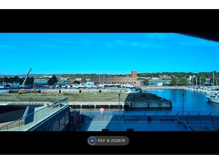 1 Bedroom Flat To Rent In Marina Point West, Chatham, ME4