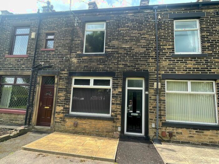 3 Bedroom House To Rent In Dick Lane, Laisterdyke, Bradford, BD4