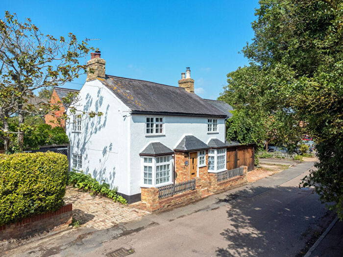 5 Bedroom Detached House For Sale In Rectory Lane, Bedford, Houghton Conquest, MK45