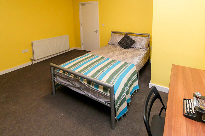 1 Bedroom House To Rent In Ash Grove, Leeds, LS6