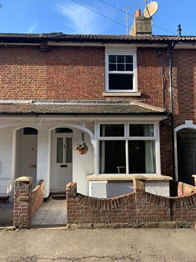 2 Bedroom Terraced House To Rent In Alexander Road, Aylesbury, HP20
