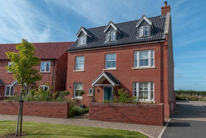 4 Bedroom Detached House For Sale In Leeders Pightle, Binham, NR21