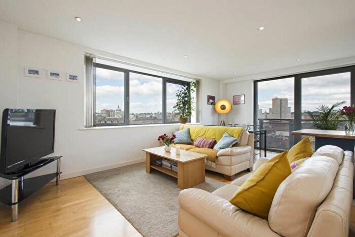 2 Bedroom Flat For Sale In Cranbrook House, Cranbrook Street, Nottingham, NG1