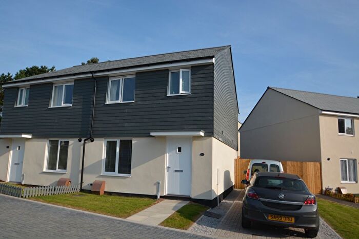 3 Bedroom Semi-Detached House To Rent In Kingston Way, Mabe Burnthouse, TR10