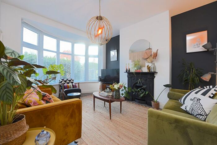 3 Bedroom Terraced House For Sale In Circular Road, Prestwich, Manchester, M25