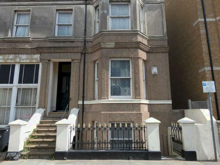 1 Bedroom Flat To Rent In Dolphin Street, Herne Bay, CT6