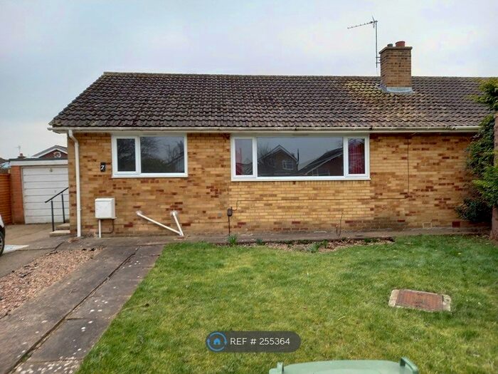 2 Bedroom Bungalow To Rent In Burneston Grove, Stockton-On-Tees, TS18