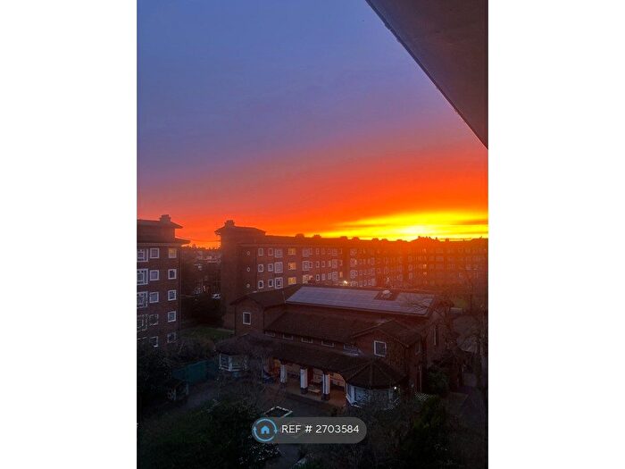 2 Bedroom Flat To Rent In Lea View House Springfield, London, E5