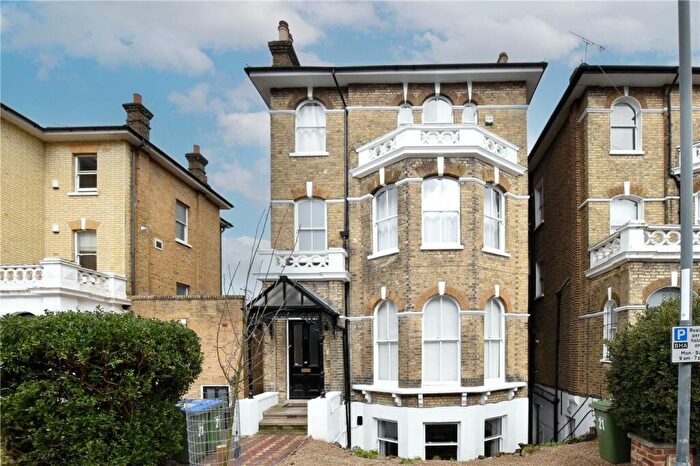 1 Bedroom Apartment For Sale In Bennett Park, Blackheath, London, SE3