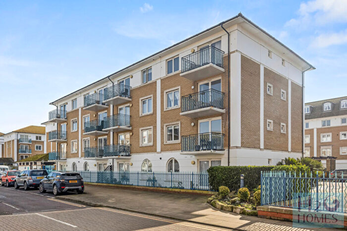 2 Bedroom Apartment For Sale In Collingwood Court, Brighton Marina Village, Brighton, BN2
