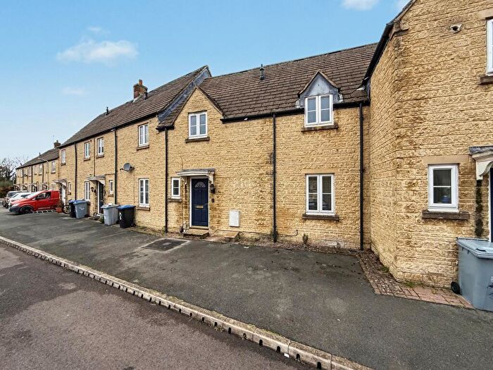 3 Bedroom Terraced House For Sale In Henry Box Close, Witney, OX28