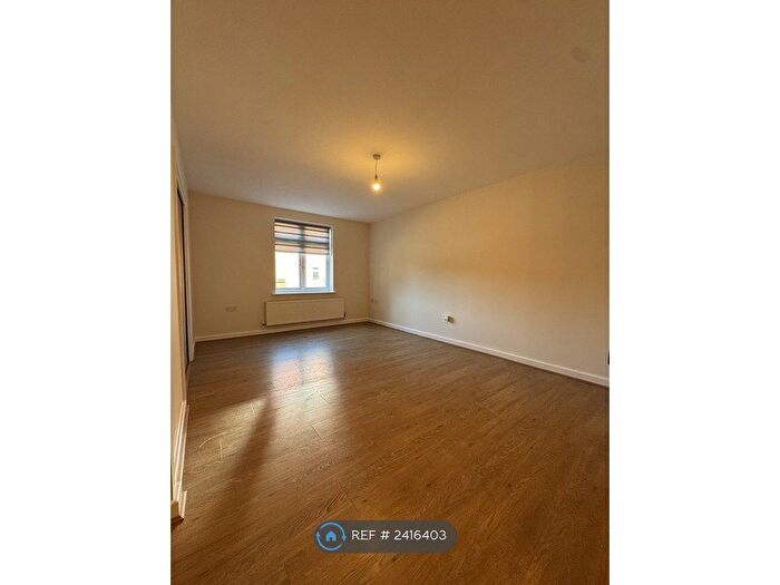 2 Bedroom Flat To Rent In Clement House, Kenilworth, CV8