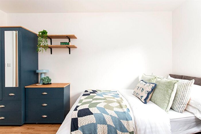 4 Bedroom Apartment To Rent In West Street, Bedminster, Bristol, BS3