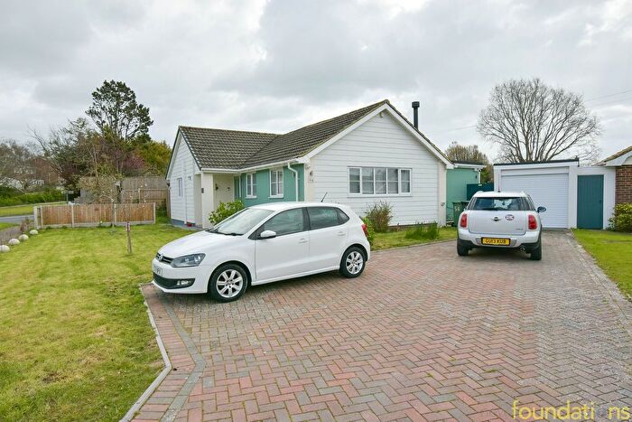 3 Bedroom Detached Bungalow For Sale In The Glades, Bexhill-On-Sea, TN40