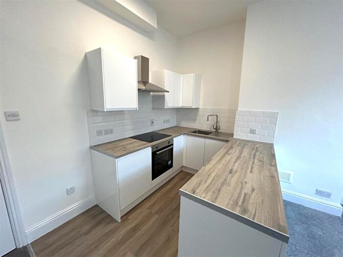 1 Bedroom Apartment To Rent In Halesowen Road, Old Hill, Cradley Heath, B64