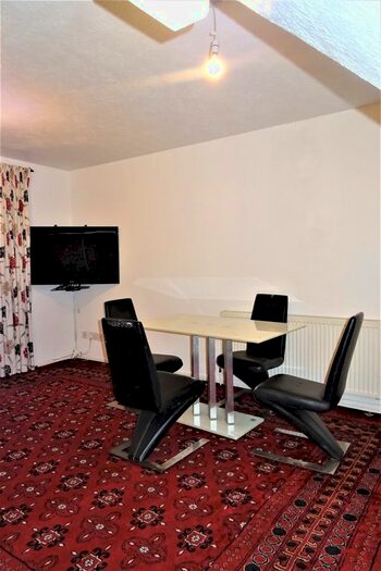 2 Bedroom Semi-Detached House To Rent In Barnes Avenue, Southall, Middlesex, UB2