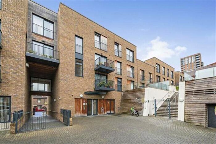 1 Bedroom Apartment To Rent In Baroque Gardens, Mary Rose Square, Surrey Quays, London, SE16