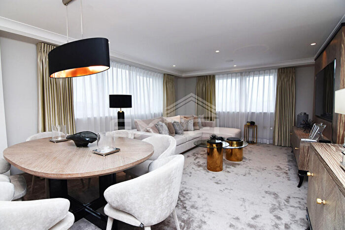 3 Bedroom Apartment To Rent In Abbey Road, St Johns Wood, London, NW8