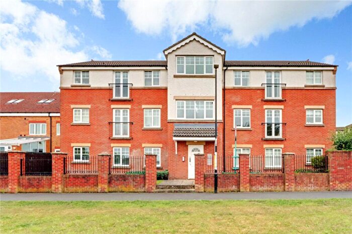 2 Bedroom Flat To Rent In Harwood Drive, Houghton Le Spring, Tyne And Wear, DH4