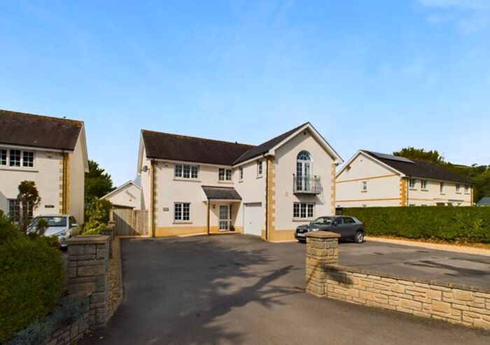 4 Bedroom Detached House For Sale In Station Road, Nantgaredig, Carmarthen, SA32