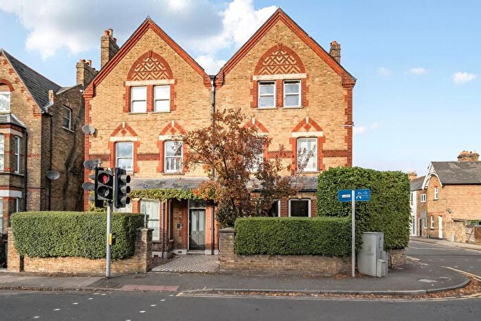 2 Bedroom Flat For Sale In Maidenhead Road, Windsor, SL4