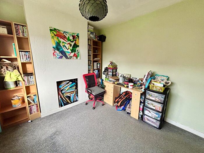 2 Bedroom Semi-Detached House For Sale In Heol Y Llwynau, Trebanos, Pontardawe, Swansea., SA8