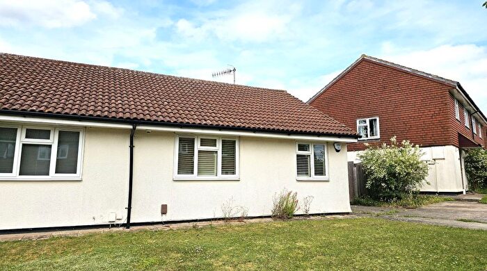 3 Bedroom Semi-Detached Bungalow For Sale In Scottswood Road, Bushey, WD23