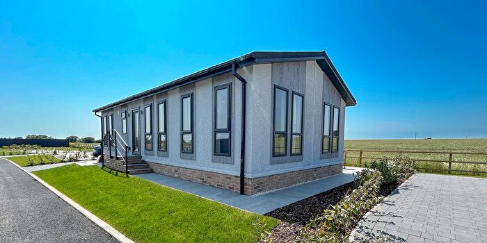 2 Bedroom Park Home For Sale In St Osyth Place, St. Osyth, Clacton-On-Sea, CO16