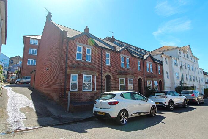 4 Bedroom End Of Terrace House For Sale In Norwich Road, Bournemouth, BH2