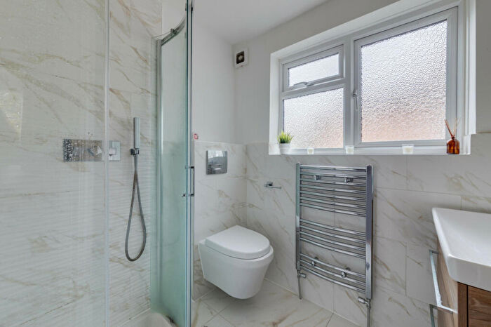1 Bedroom Flat For Sale In Melbourne Grove, London, SE22