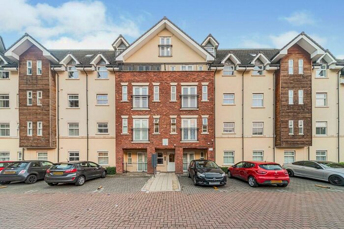 2 Bedroom Apartment To Rent In Townsend Mews, Stevenage, SG1