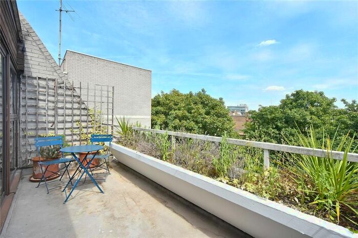 2 Bedroom Flat To Rent In Archery Steps, St. Georges Fields, London, W2
