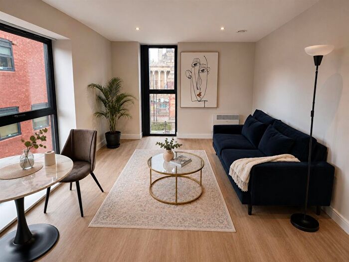 1 Bedroom Flat To Rent In Park Cross Street, Leeds, LS1