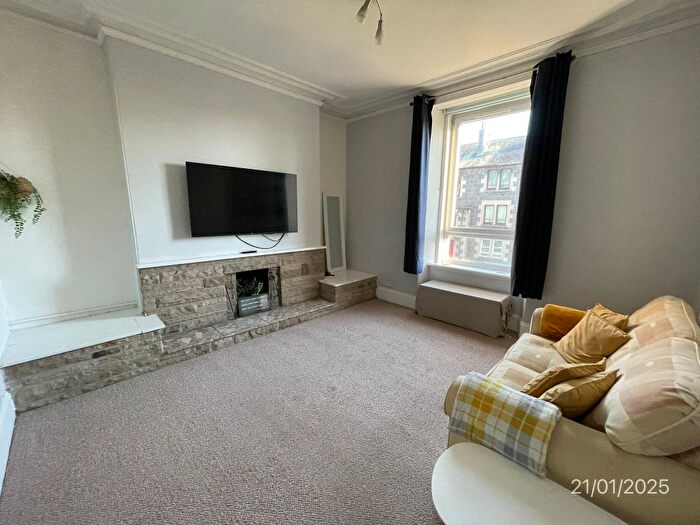 1 Bedroom Flat To Rent In Roslin Street, First Floor Left, Aberdeen, Aberdeenshire, AB24