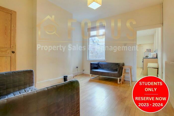 3 Bedroom Terraced House To Rent In Bruce Street, Leicester, LE3