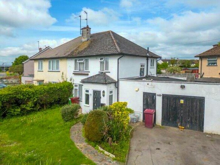 3 Bedroom Semi-Detached House To Rent In Spencer Road, Reading, Berkshire, RG2