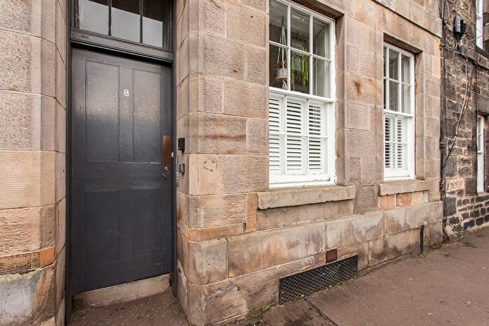 1 Bedroom Flat For Sale In / Kirk Street, Pilrig, Edinburgh, EH6