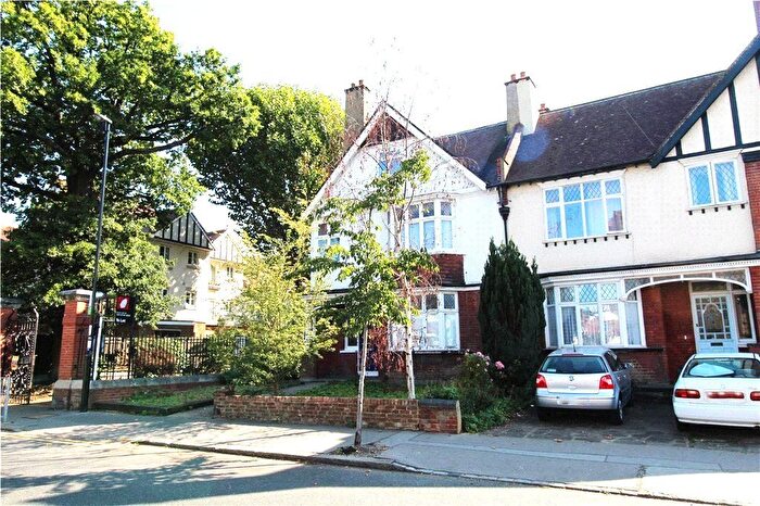 Studio To Rent In Bingham Road, Croydon, CR0