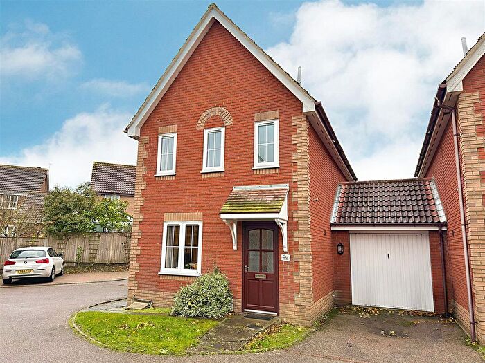 3 Bedroom Detached House For Sale In Peak Dale, Carlton Colville, Lowestoft, Suffolk, NR33