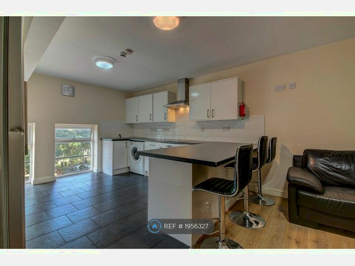 7 Bedroom Flat To Rent In Smithdown Rd, Wavertree, Liverpool, L15