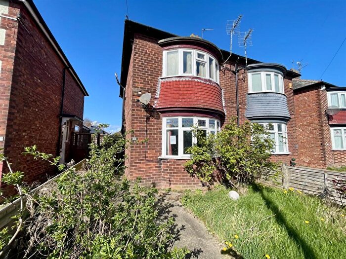 2 Bedroom Semi Detached House For Sale In Park Crescent, Darlington, DL1